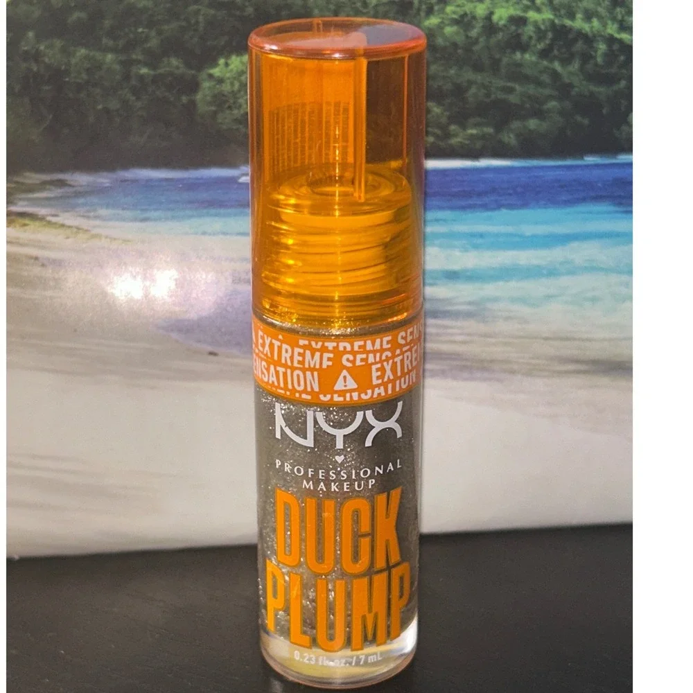 NYX Duck Plump High Pigment Lip Plumping Gloss Holographic 26 Quazy Silver